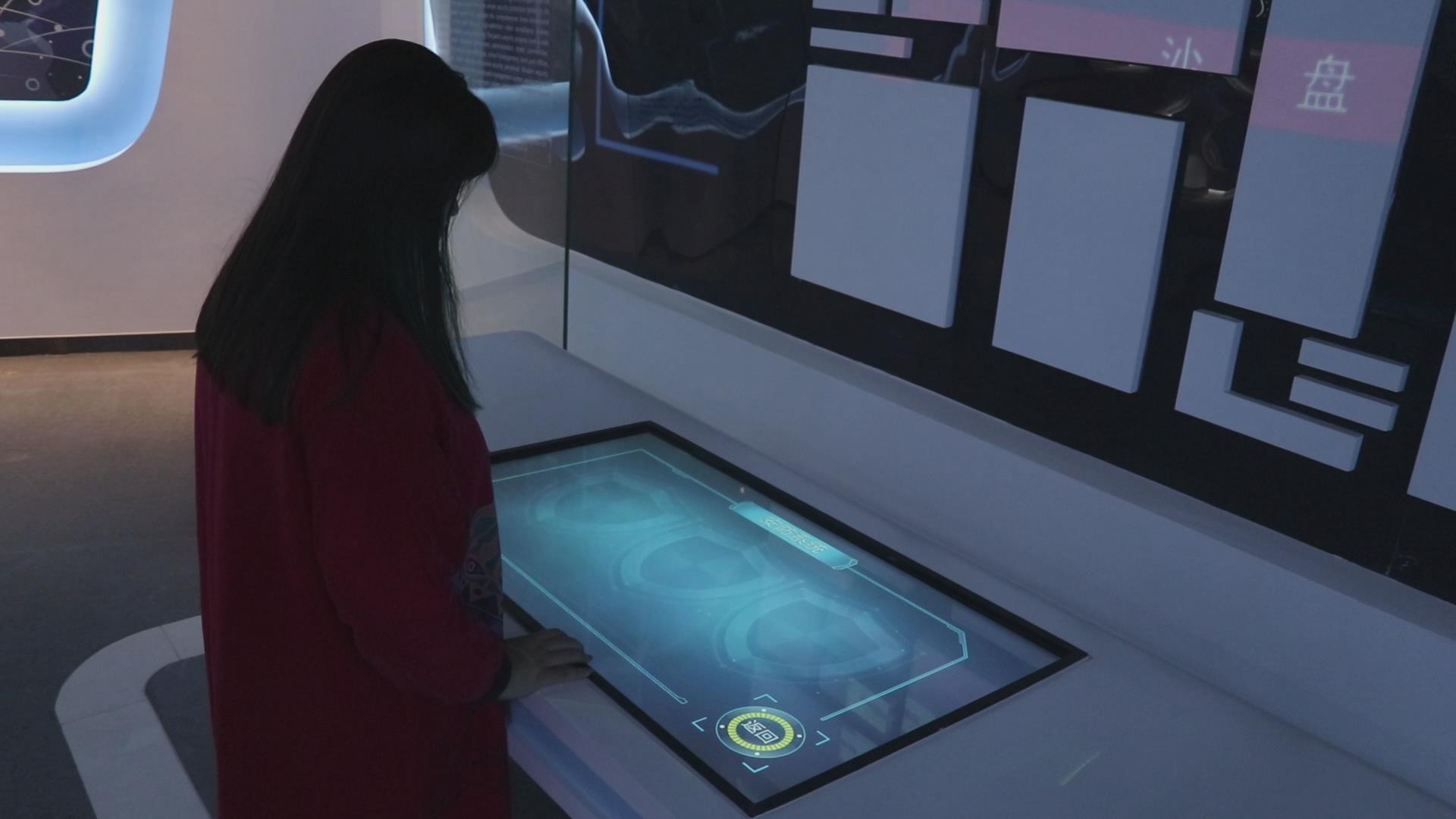 天水經(jīng)開區(qū)智慧安防觸摸屏互動(dòng)系統(tǒng)